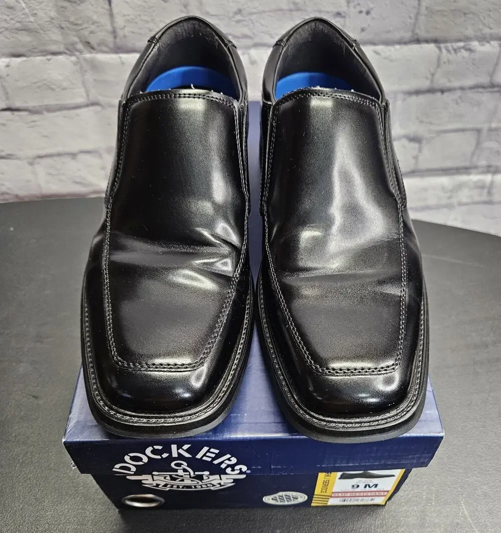 Dockers Lawton Slip Resistant Black Leather Dress Shoes Mens 9M Work Loafers EUC